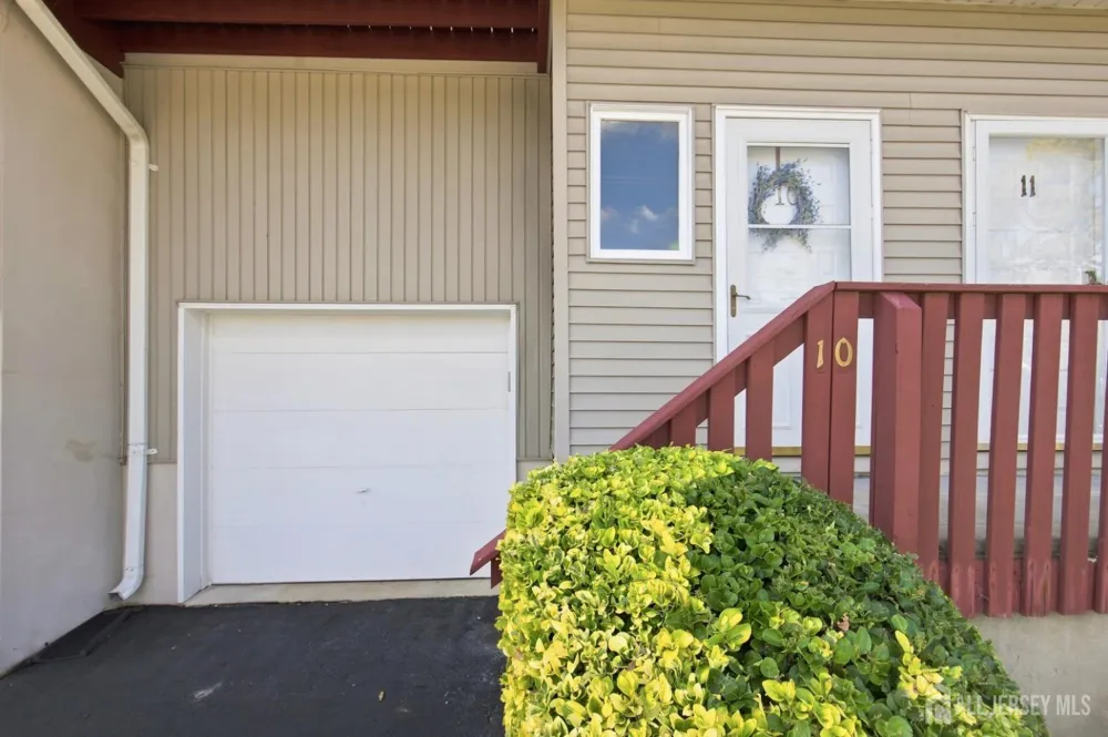 255 Shore Drive #10 Highlands, NJ 07732