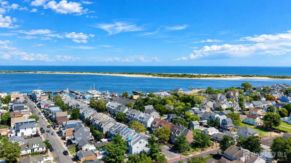 255 Shore Drive #10 Highlands, NJ 07732