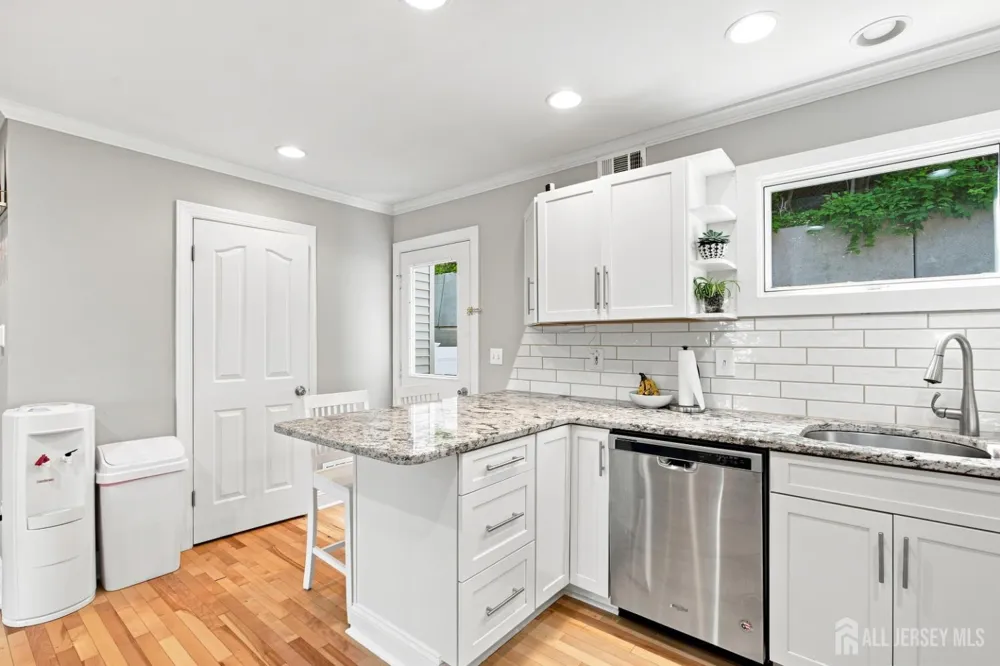 255 Shore Drive #10 Highlands, NJ 07732
