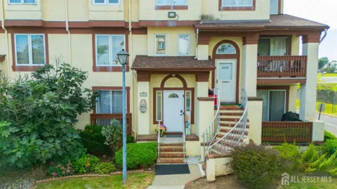 305 Michaels Court