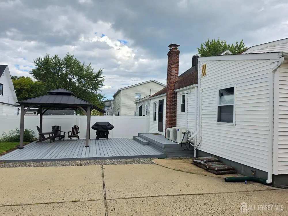 163 2nd Street Keyport, NJ 07735