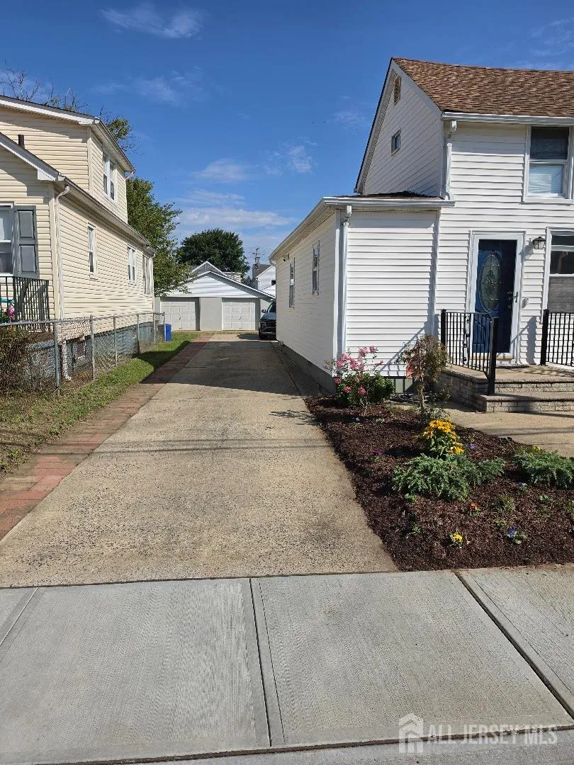 163 2nd Street Keyport, NJ 07735