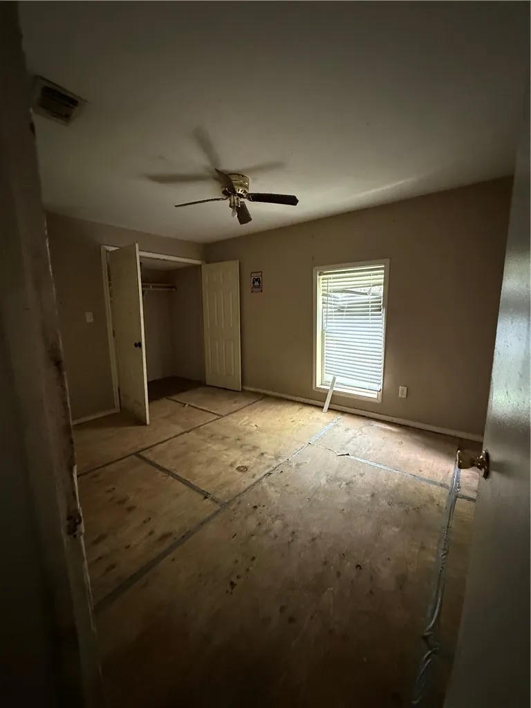 948 Wright Street Alice, TX 78332