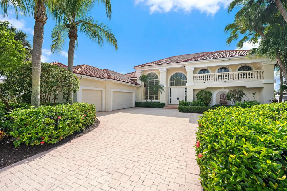 64 Cayman Place Palm Beach Gardens, FL 33418