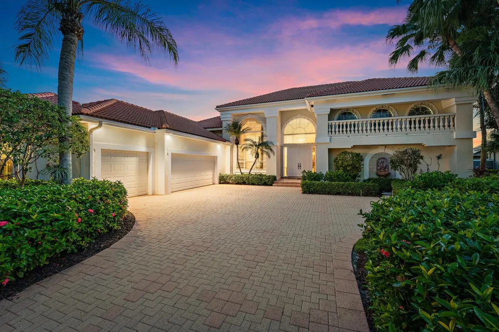 64 Cayman Place Palm Beach Gardens, FL 33418