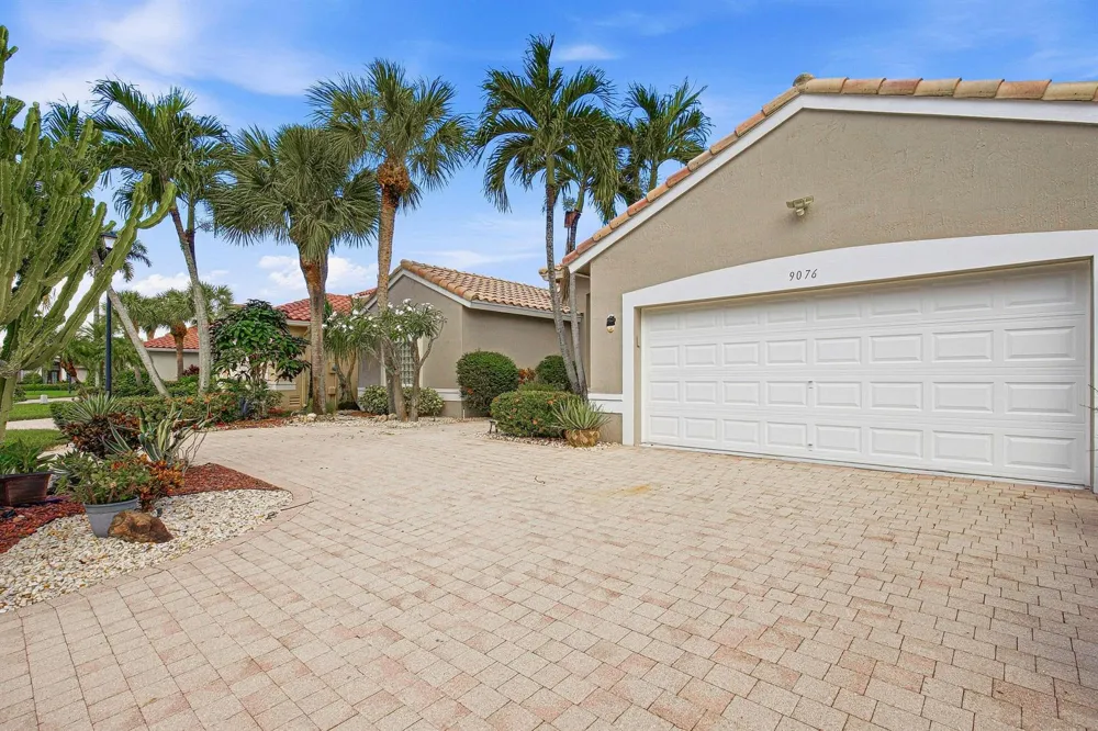 9076 Taverna Way Boynton Beach, FL 33472