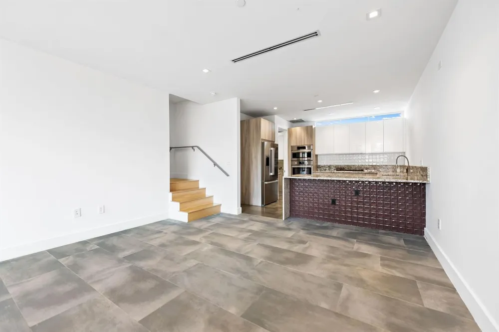 900 NE 4th Street #B4 Fort Lauderdale, FL 33301