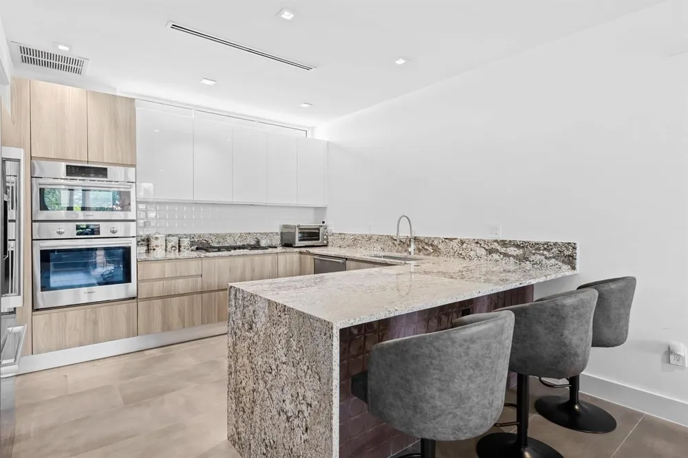 900 NE 4th Street #B4 Fort Lauderdale, FL 33301