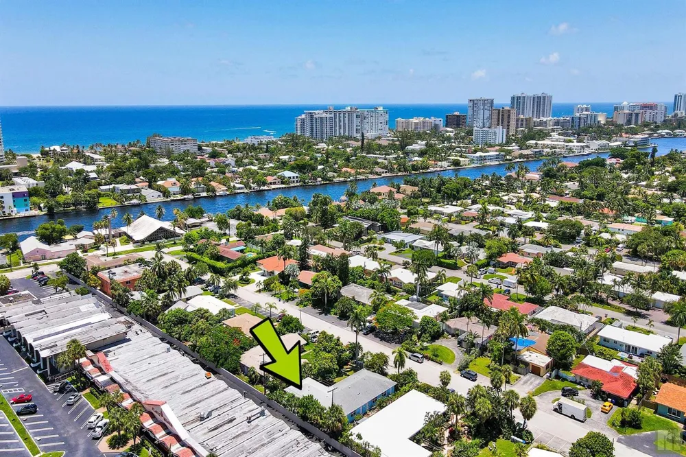 2695 SE 1ST COURT #2 Pompano Beach, FL 33062