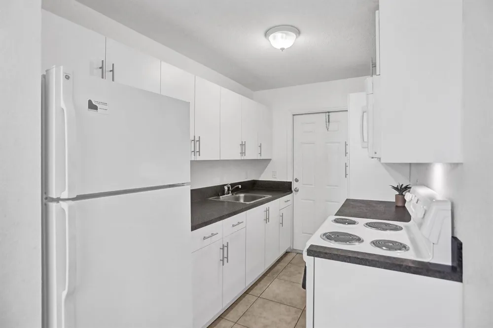 2695 SE 1ST COURT #2 Pompano Beach, FL 33062