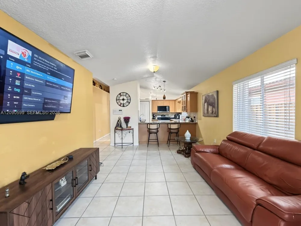 12711 NW 99th Pl Hialeah Gardens, FL 33018