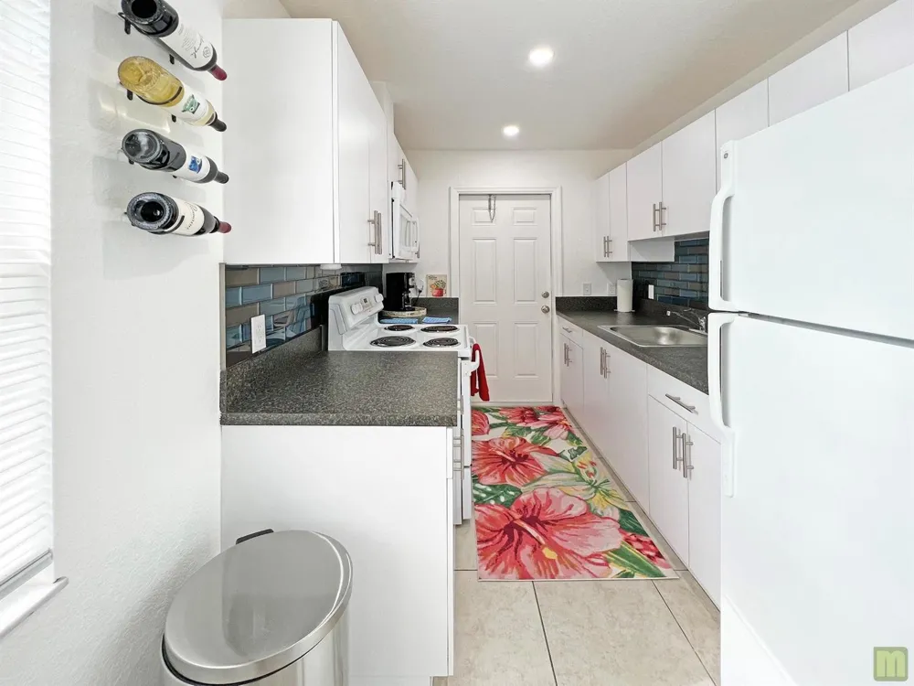 2695 SE 1ST COURT #1 Pompano Beach, FL 33062