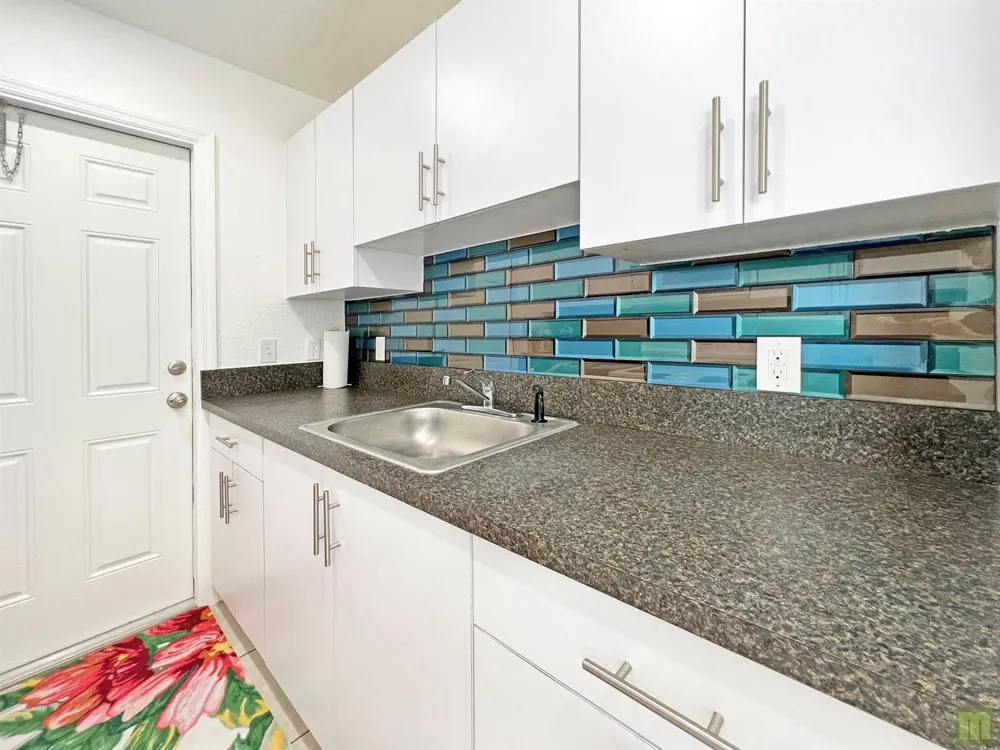 2695 SE 1ST COURT #1 Pompano Beach, FL 33062