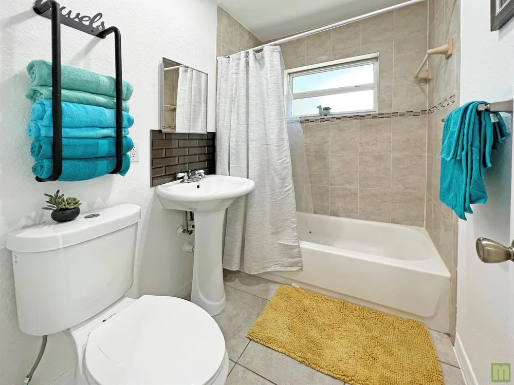 2695 SE 1ST COURT #1 Pompano Beach, FL 33062