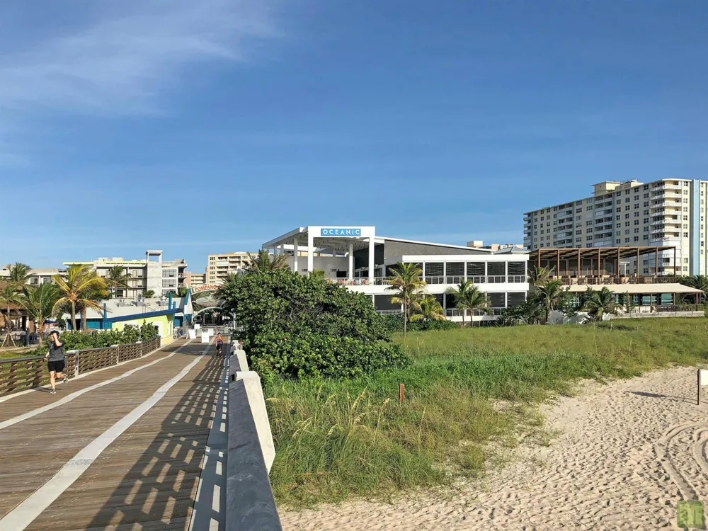 2695 SE 1ST COURT #1 Pompano Beach, FL 33062