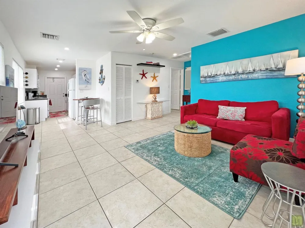 2695 SE 1ST COURT #1 Pompano Beach, FL 33062