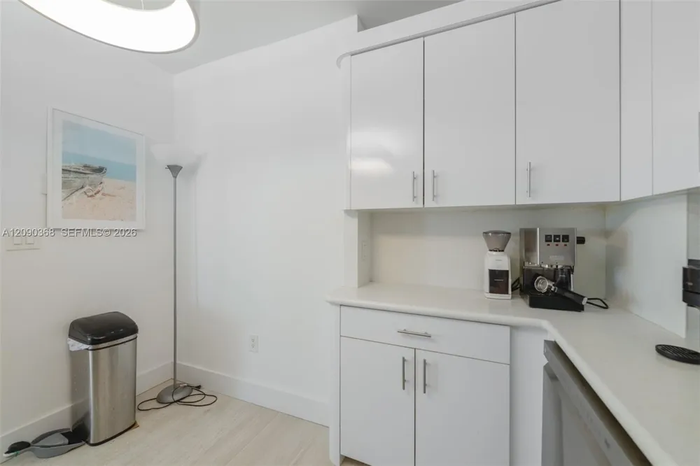 1950 S Ocean Dr #11P Hallandale Beach, FL 33009