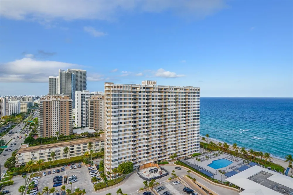 1950 S Ocean Dr #11P Hallandale Beach, FL 33009
