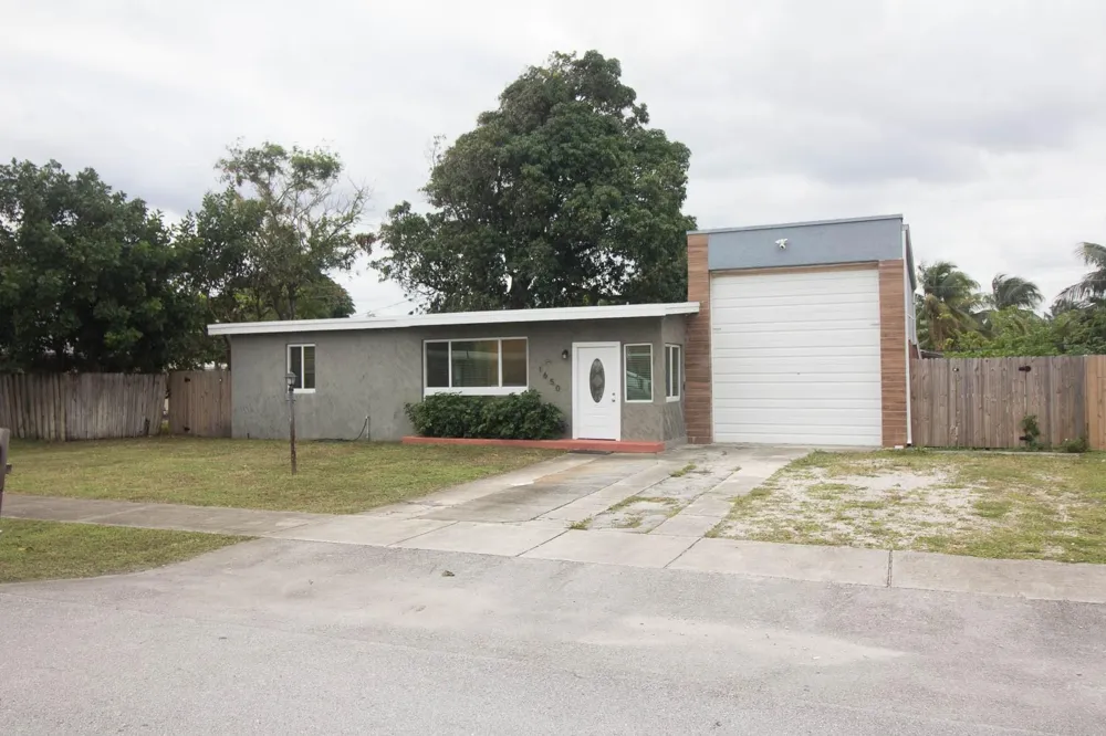 1650 NE 44TH STREET Pompano Beach, FL 33064