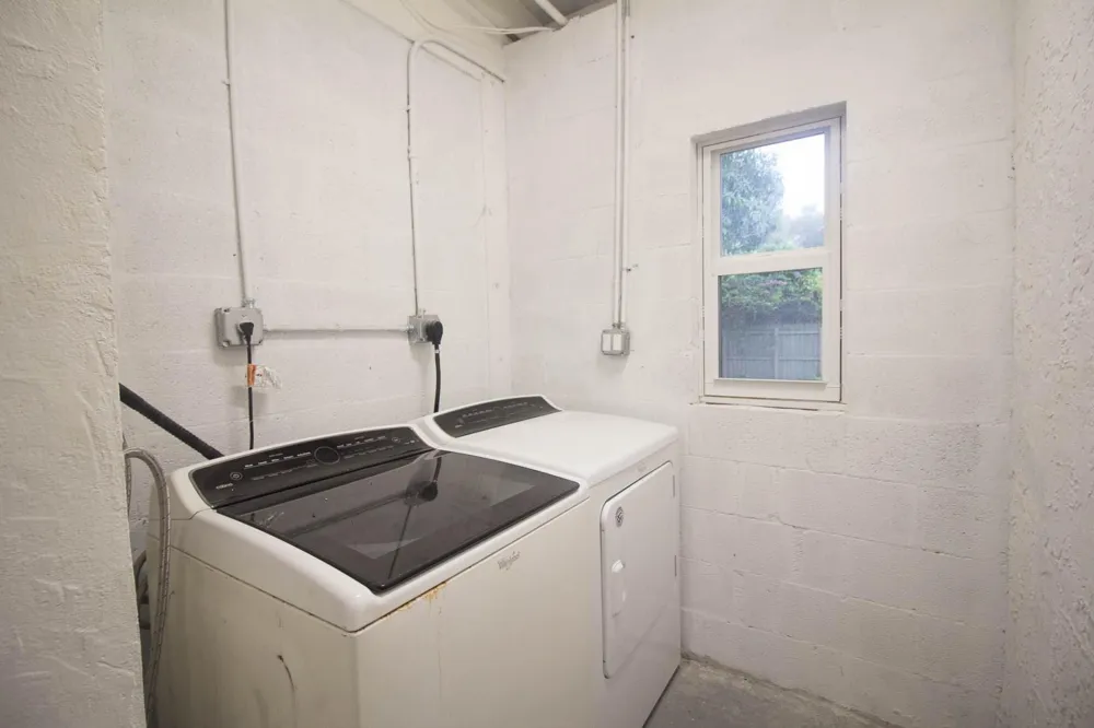 1650 NE 44TH STREET Pompano Beach, FL 33064