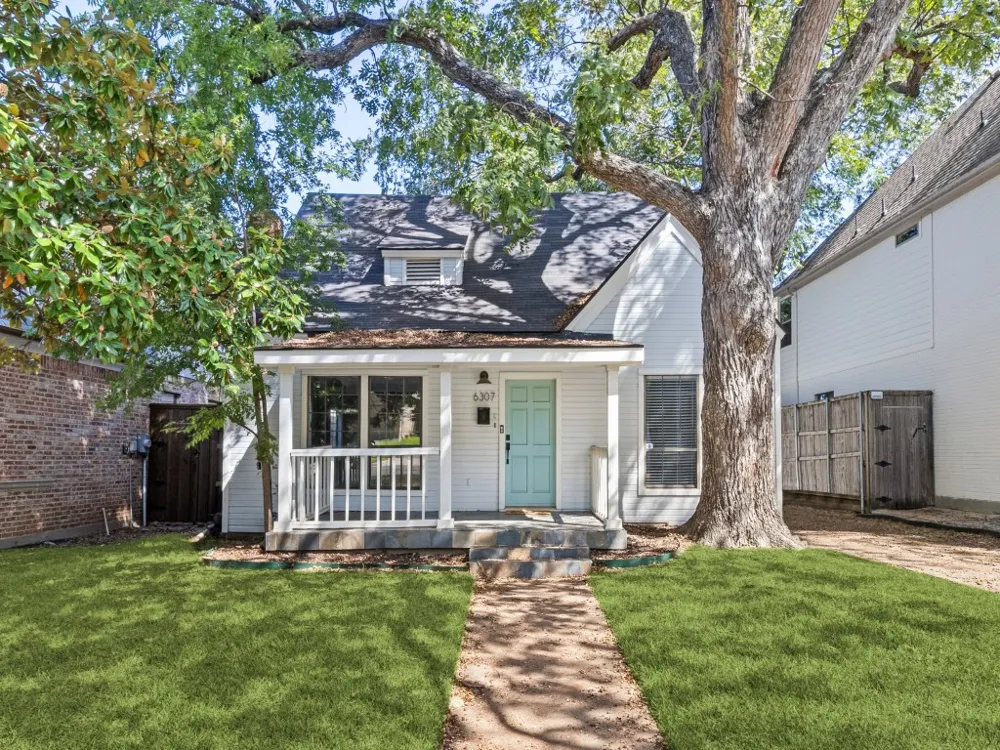 6307 Palo Pinto Avenue Dallas, TX 75214