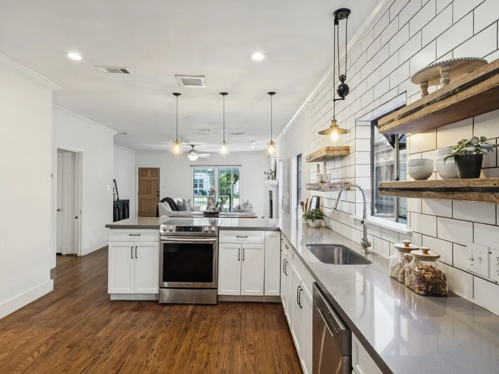 6307 Palo Pinto Avenue Dallas, TX 75214