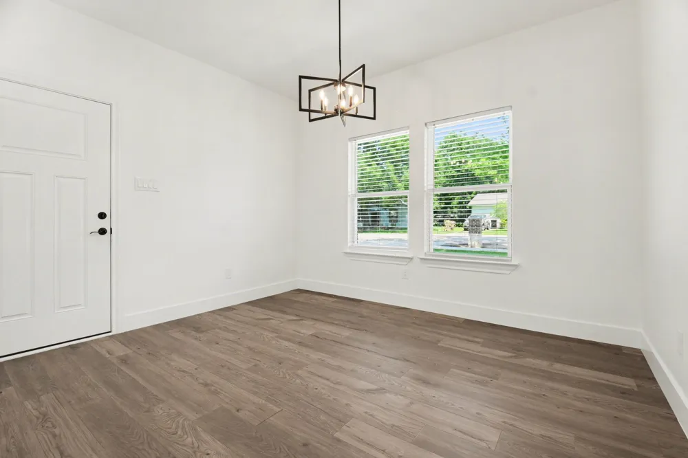 415 Thomas Street Terrell, TX 75160