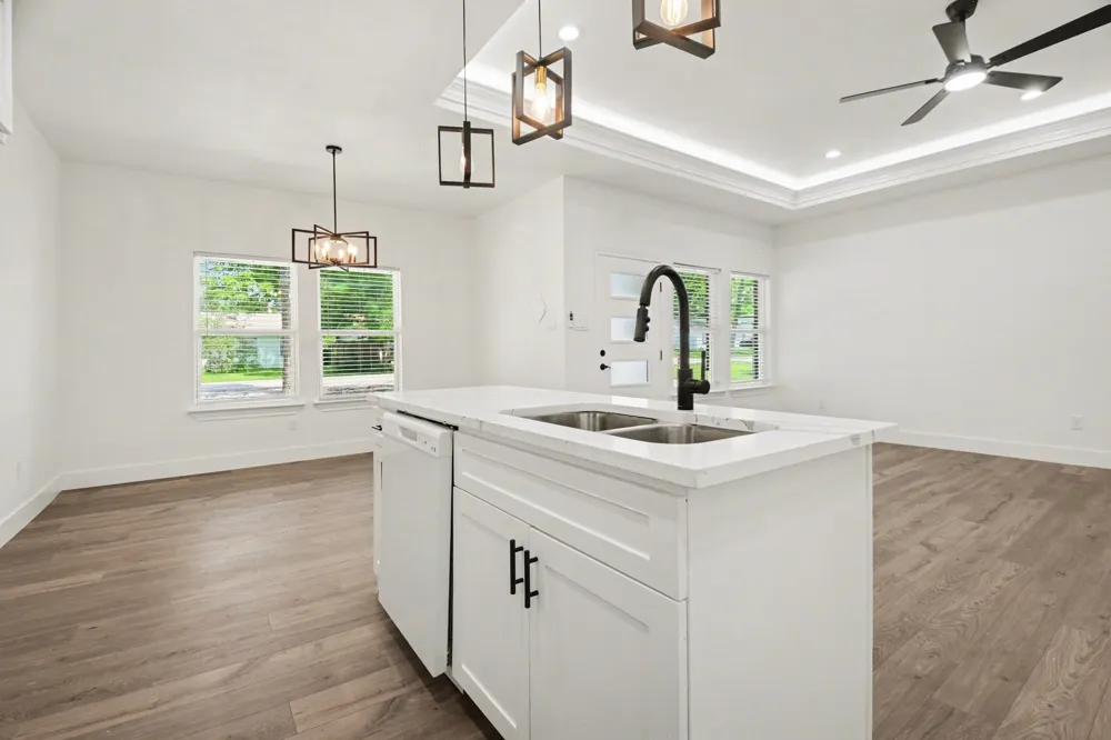 415 Thomas Street Terrell, TX 75160