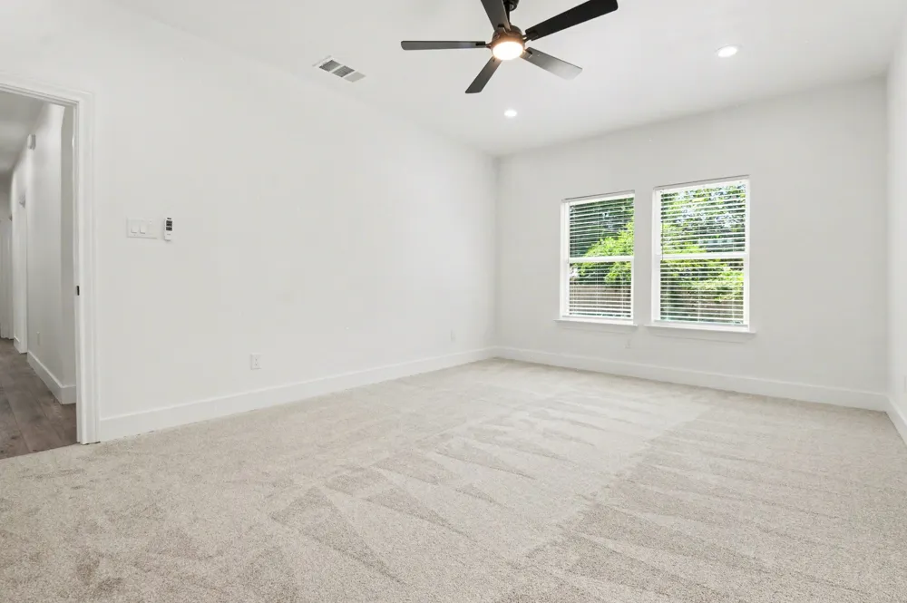 415 Thomas Street Terrell, TX 75160