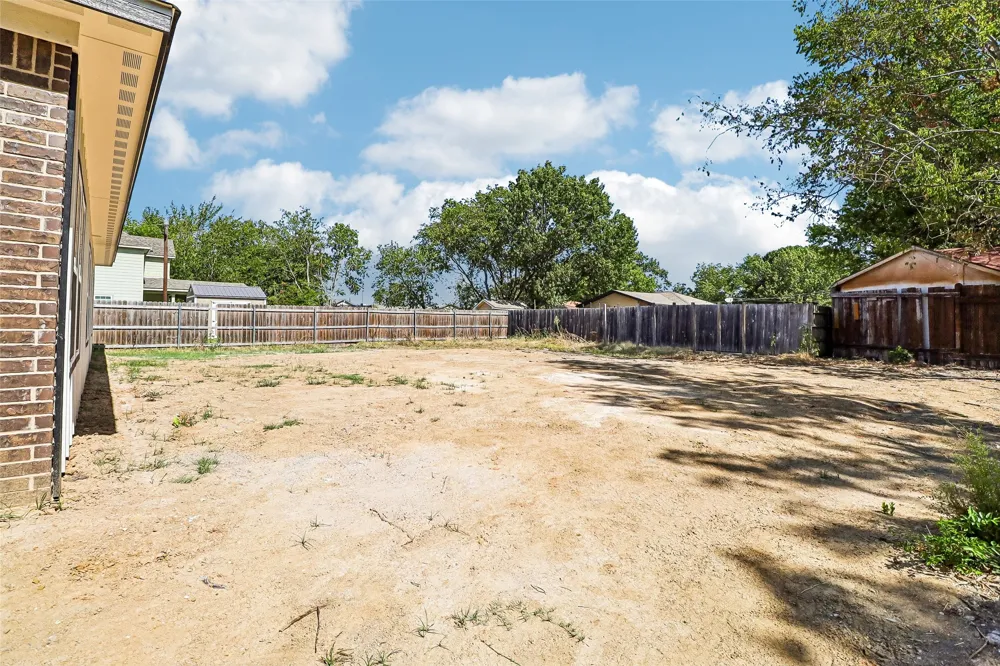 415 Thomas Street Terrell, TX 75160