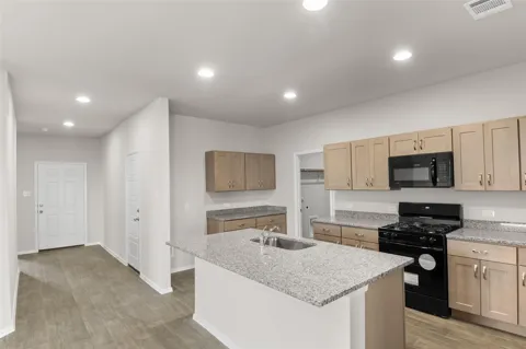 4622 Coral Bean Street