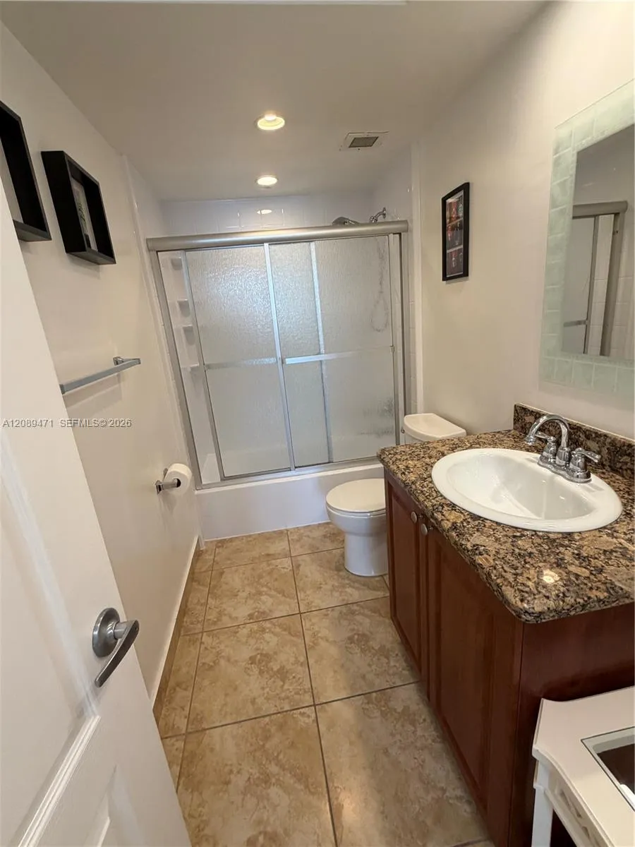 1985 S Ocean Dr #21H Hallandale Beach, FL 33009