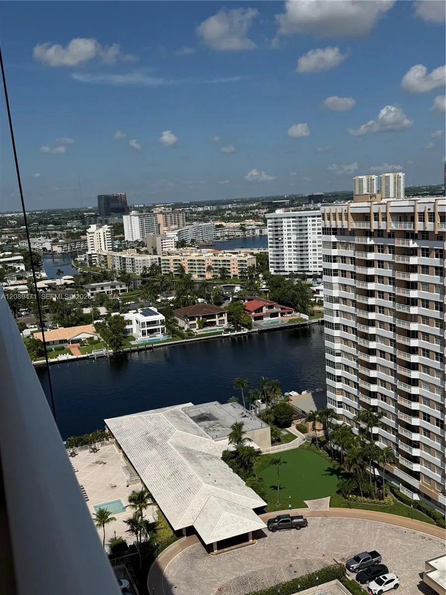 1985 S Ocean Dr #21H Hallandale Beach, FL 33009