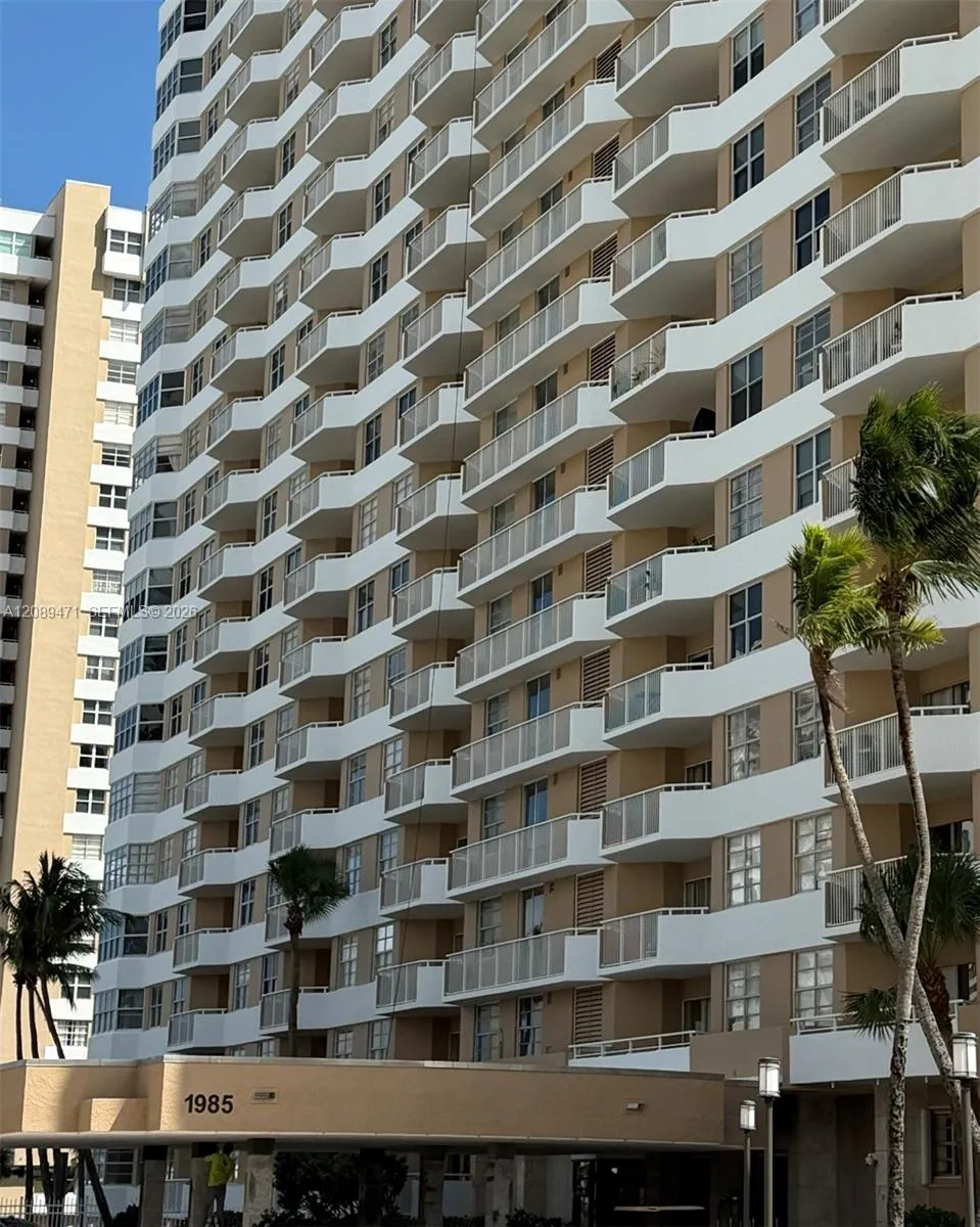 1985 S Ocean Dr #21H Hallandale Beach, FL 33009