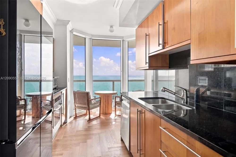 6365 Collins Ave #1103 Miami Beach, FL 33141