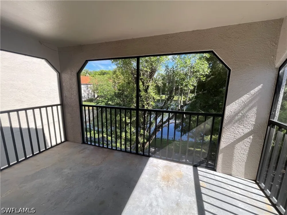 Arbour Walk Circle #2324 Naples, FL 34109