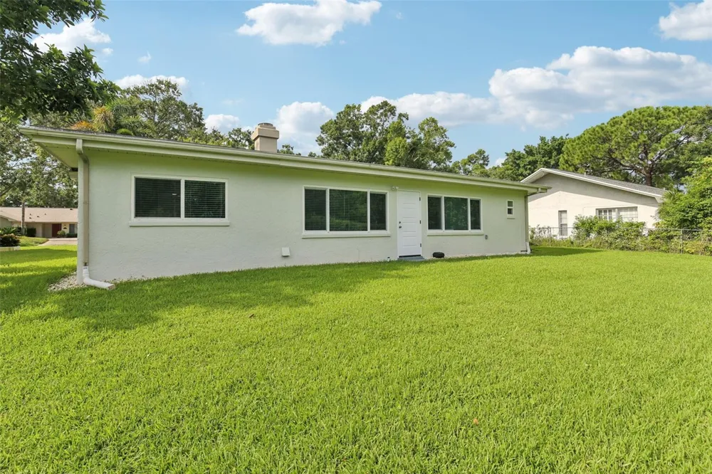 2866 THISTLE COURT Palm Harbor, FL 34684