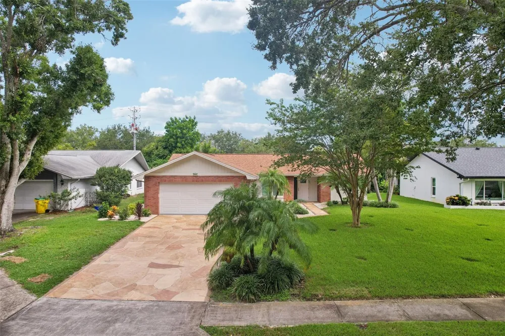 2866 THISTLE COURT Palm Harbor, FL 34684
