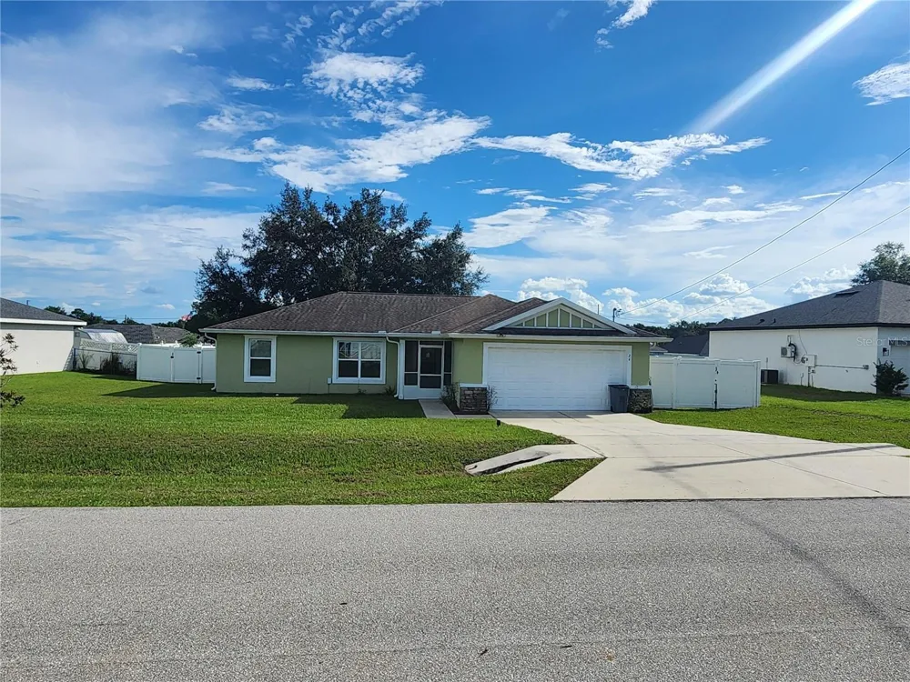 24 DOGWOOD DRIVE LOOP ocala, FL 34472