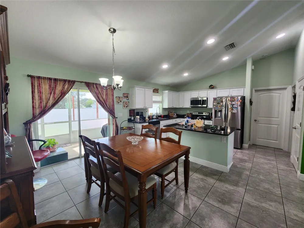 24 DOGWOOD DRIVE LOOP ocala, FL 34472