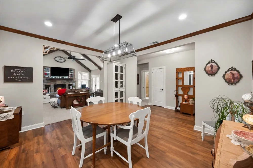 529 La Bota Corsicana, TX 75109