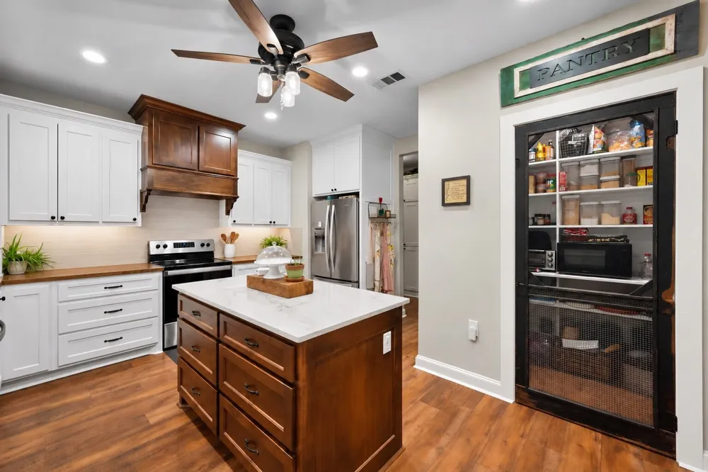 529 La Bota Corsicana, TX 75109