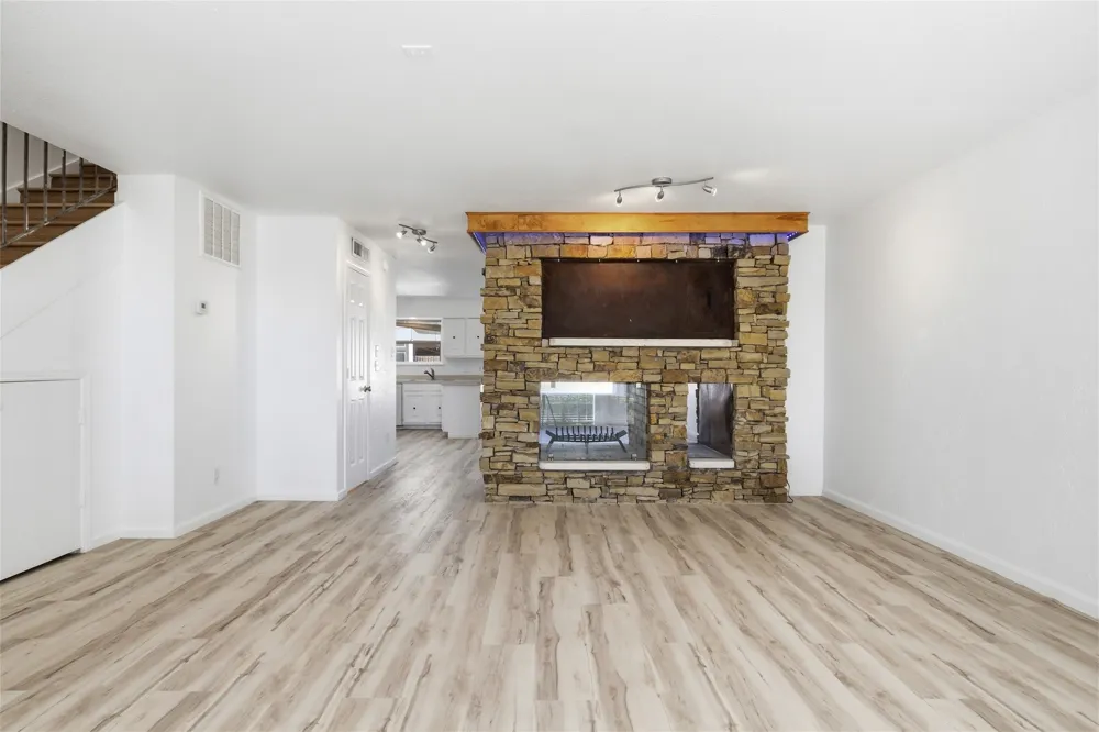 5810 Marina Drive #12 Garland, TX 75043