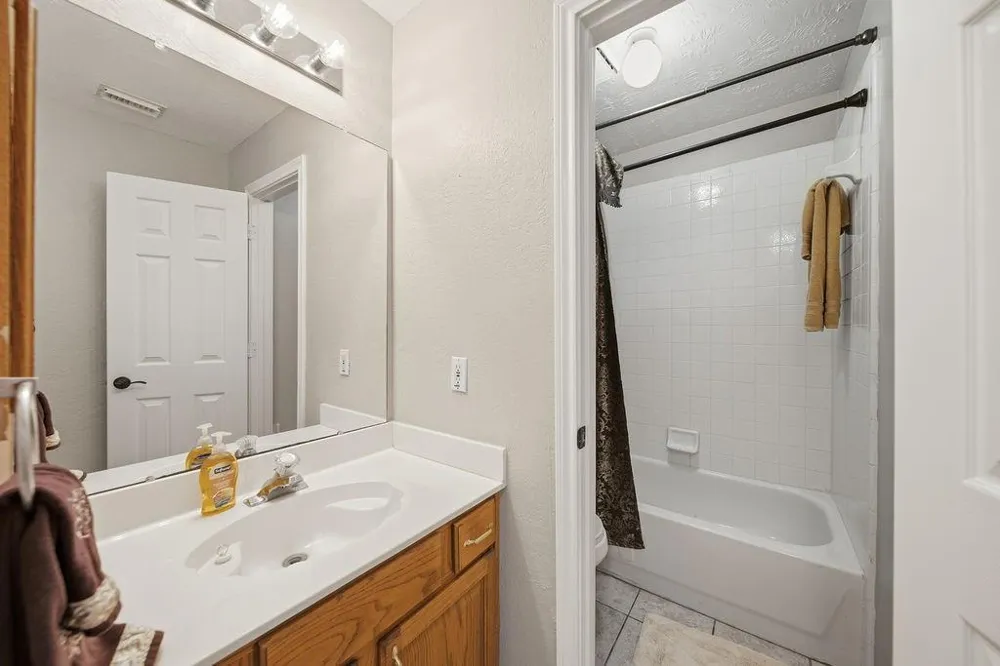 1309 Rachel Court Pearland, TX 77581