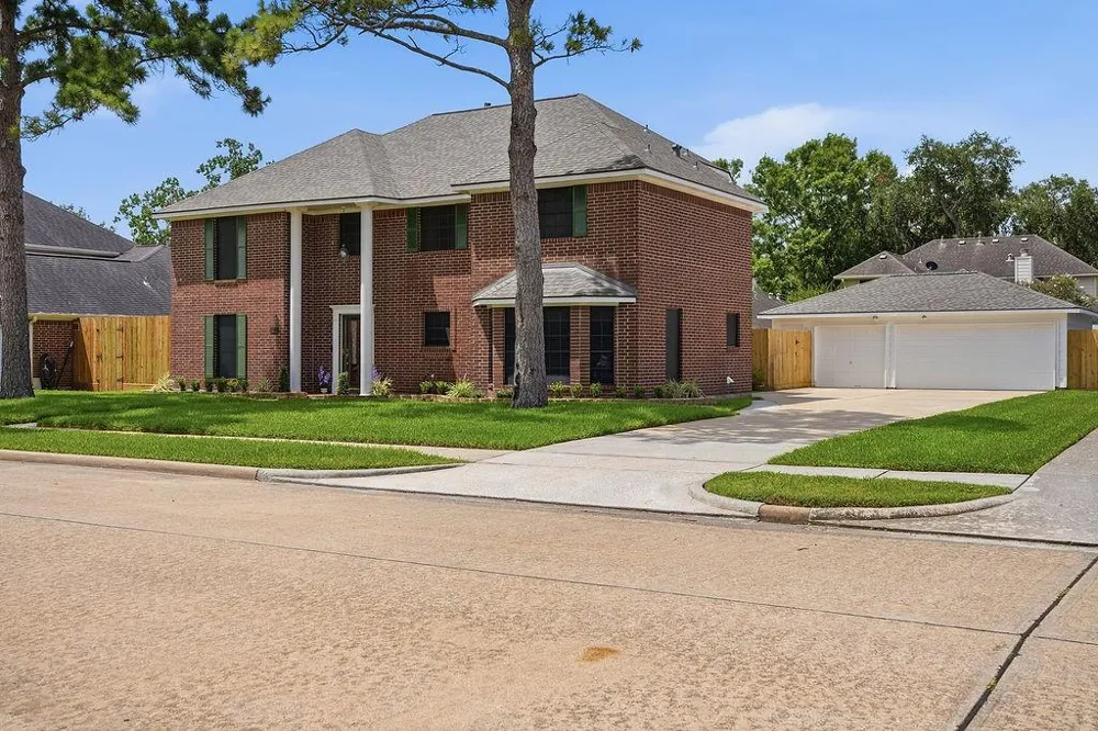 1309 Rachel Court Pearland, TX 77581