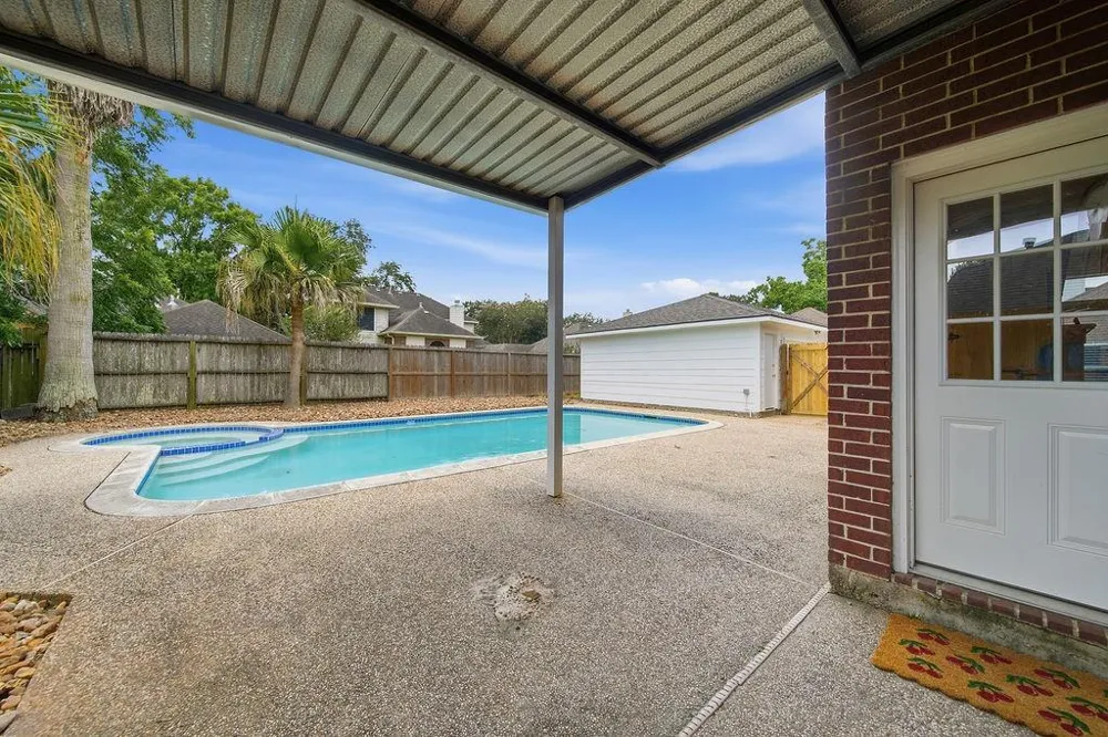 1309 Rachel Court Pearland, TX 77581