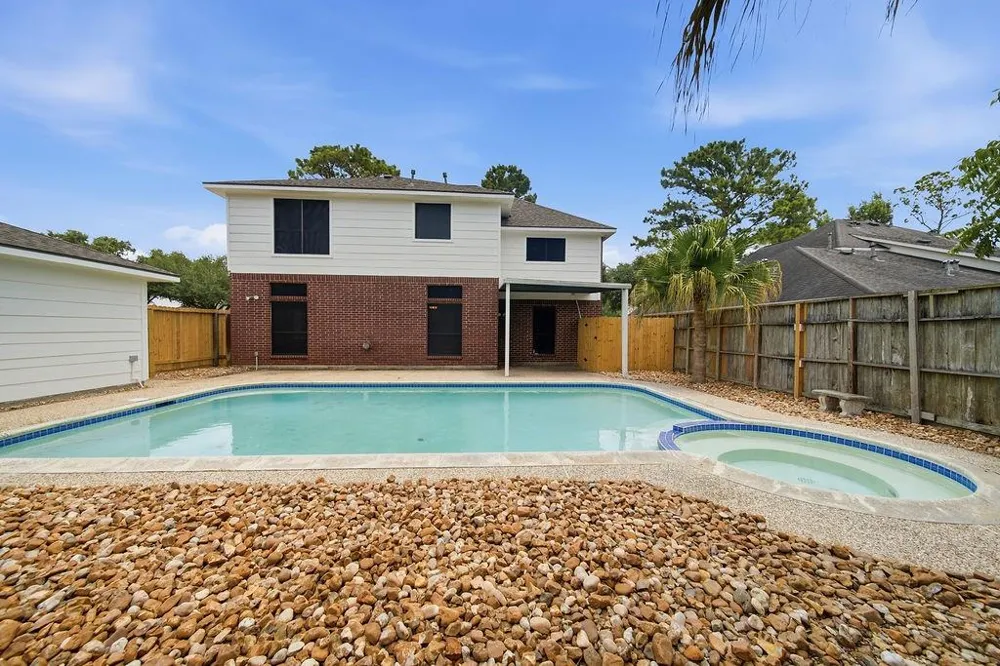 1309 Rachel Court Pearland, TX 77581