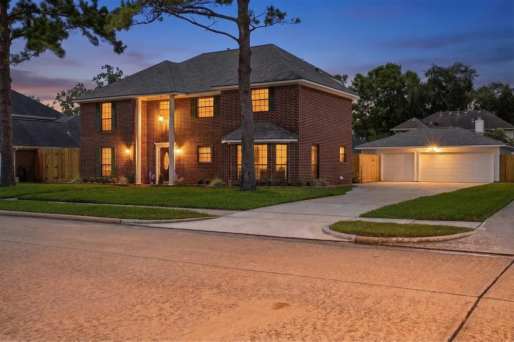 1309 Rachel Court Pearland, TX 77581