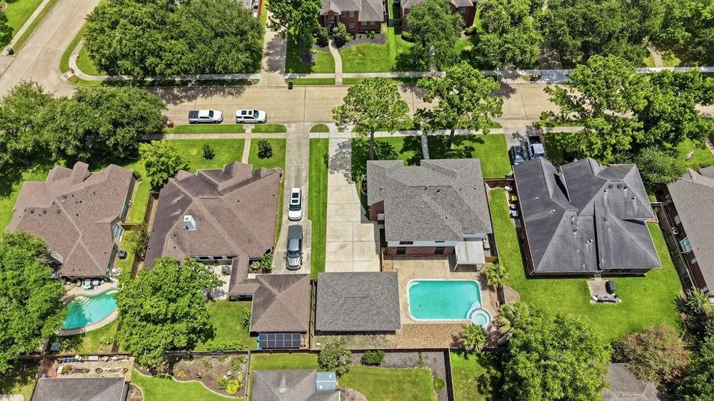 1309 Rachel Court Pearland, TX 77581