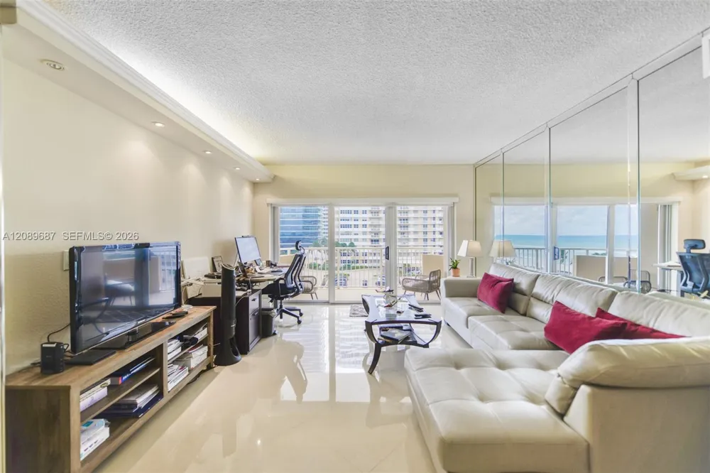 1950 S Ocean Dr #5A Hallandale Beach, FL 33009